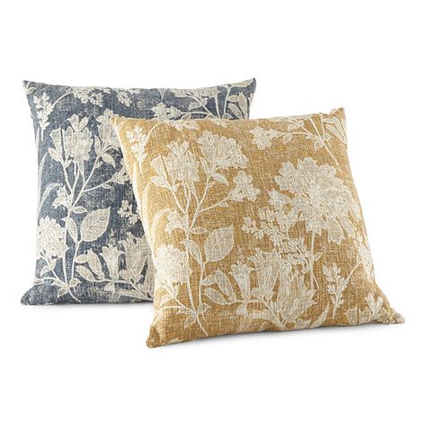 Linden Street Floral Square Throw Pillow - JCPenney Living Room Inspiration Farmhouse, Hot Pink Throw Pillows, Cream Living Rooms, Gold Throw Pillows, Pillow Yellow, Pillow Combos, Blue Couches, Neutral Pillows, Pink Throw Pillows