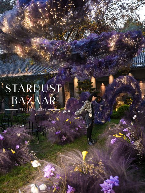 Stardust Wedding, Debut Ideas, Dream Wedding Reception, Violet Wedding, Modern Wedding Flowers, Dream Wedding Decorations, Elegant Wedding Reception, Wedding Backdrop Design, Wedding Design Decoration