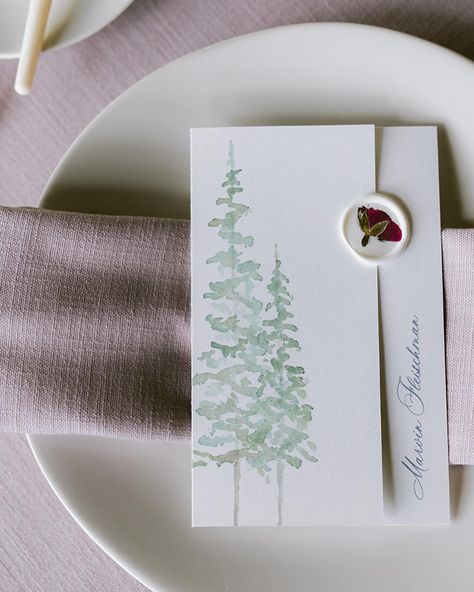 menu + place card + a pressed flower wax seal as a meal indicator = the perfect combination a simple elegant mountain wedding Photo: @shanemacomberweddings Planning: @gemweddingsvail Florals: @anthia_design Venue: the 10th @vailresortsweddings Invitations, paperie & signage: @four13designs Elegant Mountain Wedding, Flower Wax Seal, Mountain Wedding Photos, Card A, Place Card, Simple Elegant, Pressed Flower, Wax Seal, Mountain Wedding