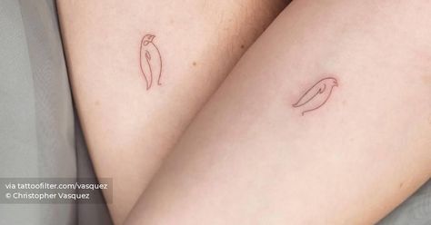 One line matching penguin tattoo for couple. Pinguin Tattoo Minimalist, Matching Penguin Tattoo, Penguin Tattoo Couple, Simple Penguin Tattoo, Tattoo For Couple, Love Tattoos For Couples, Tattoos Parejas, Line Animals, Origami Penguin