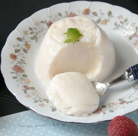 Lychee Pudding Lychee Pudding, Lychee Recipes, Filipino Food Dessert, Chinese Dessert, Asian Desserts, Bakery Recipes, Dessert Drinks, Desert Recipes, Decadent Desserts