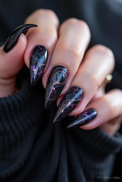 Unleash your inner witch with wicked Halloween nail art ideas! These Halloween nails design and nail acrylic styles will make your 2024 look stand out. Perfect for spooky nail inspo lovers. #halloweennailart #nailinspo #nailacrylic #halloweennail2024 #halloweennailsdesign Nail Acrylic Designs, Halloween Manicure, Nail Acrylic, Minimalist Nail Art, Round Nails, Halloween Nail Designs, Halloween Nail, Acrylic Designs, Brown Nails