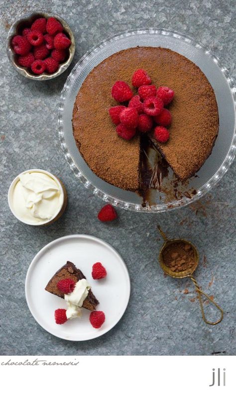 chocolate nemesis cake Chocolate Nemesis, Chocolate Raspberry Cake Recipe, Huge Cake, Baking Journal, Blueberry Coffee Cake, Cake Delicious, Chocolate Raspberry Cake, Chocolate Sponge Cake, Sponge Cake Recipes