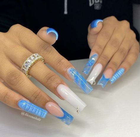 Blue Tapered Square Nails, Nails Art Simple, Turquoise Acrylic Nails, Nail Art 2022, Design Nails Art, Nail Art 2023, Maroon Nail, Nail Art For Short Nails, Art For Short Nails