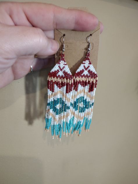 Thunderbird Beaded Earrings, Native American Fringe Earrings Pattern, Beaded Western Earrings, Western Beaded Earrings, Beaded Earrings Native Beadwork, Indigenous Beaded Earrings, Delica Beaded Earrings, Triangle Beaded Earrings, Beaded Tutorials