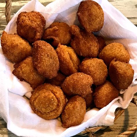 Sweet Potato Hush Puppies Recipe, Hush Puppies Recipe, Tummy Yummy, Brunch Table, Louisiana Recipes, Food Trailer, Potato Pie, Clam Chowder, Healthy Low Carb Recipes