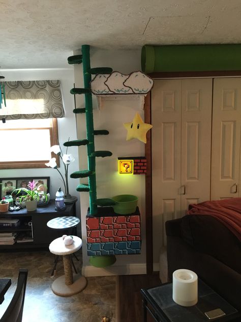 Super Mario inspired built in cat tree Or you could build kids room shelves Super Mario Cat, Luxury Cat Tree, Kids Room Shelves, What Cats Can Eat, Chat Diy, Cat Wall Furniture, Munchkin Cat, Cat Playground, Luxury Cat