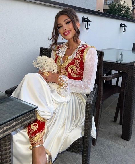 Bosnian Wedding, Albania Wedding, Balkan Culture, Assyrian Wedding, Albanian Language, Sister Wedding Dress, Albanian Wedding, Albanian Clothing, Bride Preparation