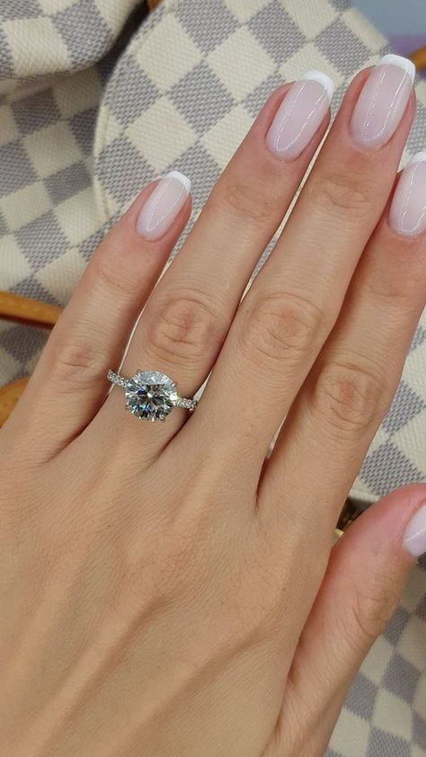 3.65 Carats Round Brilliant Cut Cathedral Diamond Engagement Ring Cathedral Diamond Engagement Ring, Elegant Engagement Ring, Cute Engagement Rings, Future Engagement Rings, Elegant Engagement Rings, Engagement Inspo, Unique Diamond Rings, Perfect Eyes, Dream Engagement Rings