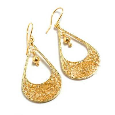 UNICEF Market | Gold Plated Handcrafted Earrings - Golden Hoops Peruvian Jewelry Gold, Peruvian Jewelry, Japanese Tattoo Symbols, Face Painting Tutorials, Butter Shrimp, Golden Hoops, Traditional Japanese Tattoos, Earrings Golden, Silver Bodies