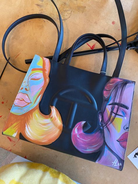 Telfar bag with painted illustration Painted Telfar Bag, Custom Bags Ideas, Painted Telfar, Custom Bag Painting, Telfar Bag, Painted Handbag, My Style Bags, Bags Ideas, Custom Handbags