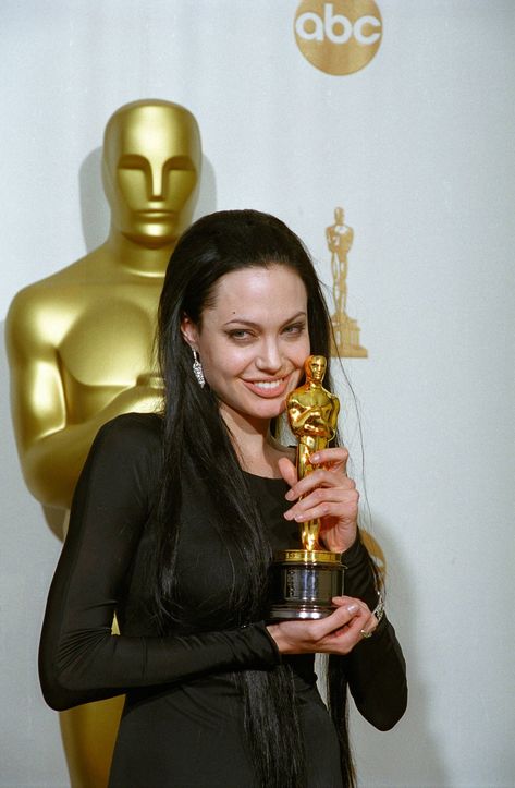 best of angelina jolie on Twitter: "… " Angelina Jolie Oscars, Best Oscar Dresses, Academy Awards Party, Oscar Academy Awards, Tony Award, Awards Party, Oscar Fashion, Los Angeles Hotels, Oscars Party