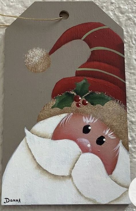 Painted Santa Faces On Wood, Santa Faces To Paint Simple, Hand Painted Santa Ornaments, Painted Santas On Wood, Santa Faces To Paint, Santa Faces, Santa Paintings, Painted Santa, Decoupage Wood