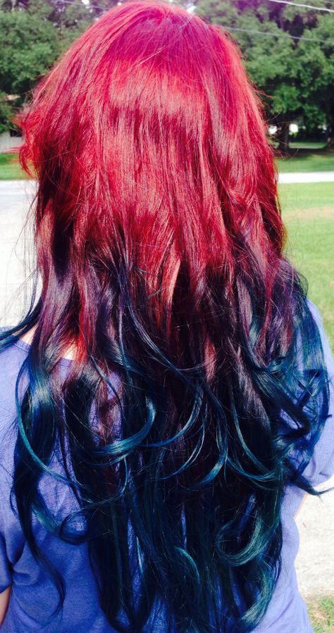 My new red to blue ombre 💙💙💙 Red Hair With Blue Underneath, Red To Blue Ombre Hair, Red Hair Blue Highlights, Red And Blue Hair Ombre, Red Hair With Blue Highlights, Red And Blue Hair, Blue And Red Hair, Red Hair Day, Hair Recipes