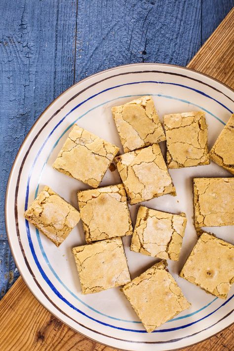 Kardea Brown Gullah Brown-Sugar Pecan Chewies Pecan Chewies Recipe, Pecan Chewies, Chewies Recipe, Blondies Recipe Easy, Christmas Confections, Charleston Chew, Kardea Brown, Rachel Ray Recipes, Brown Recipe