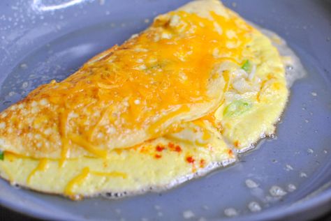 Crab Meat Omelette, Crab Omelette Recipe Breakfast, Crab Breakfast Recipes, Crabmeat Omelet Recipe, Meat Omelette Recipe, Seafood Omelette Recipe, Gourmet Omelette, Seafood Omelette, Crab Omelette Recipe