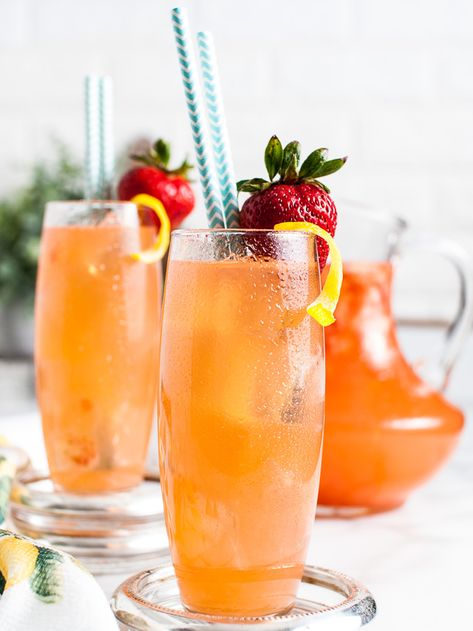 Strawberry Guava Lemonade, Guava Lemonade, Guava Drink, Guava Syrup, Guava Nectar, Mixology Recipes, Tea Board, Virgin Cocktails, Pineapple Guava