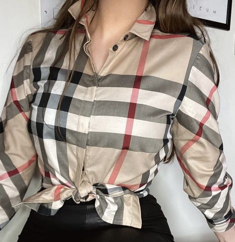 How to style a burberry shirt 
Slow fashion 
Burberry shirt
Classic shirt 
How to style a printed shirt Burberry Shirt, Causual Outfits, Sustainable Clothing, How To Style, Classic Shirt, Slow Fashion, Burberry, Clothes