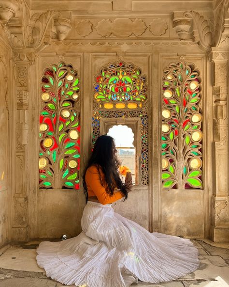 Couldn’t choose just one 🪕🪷🕊️ . . . . . [desi aesthetic, Pinterest aesthetic, city palace, Udaipur, Rajasthan] . . . #explorepage #fyp #citypalace #citypalaceudaipur #udaipur #udaipurblog #udaipurcitypalace #indianaesthetics #indianaesthetic #desiaesthetic Udaipur Photoshoot, Rajasthan Photo, Udaipur Aesthetic, Udaipur City Palace, City Palace Udaipur, Aesthetic City, Desi Aesthetic, Story Ideas Pictures, Jaisalmer