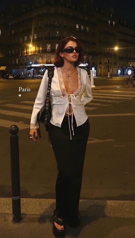 Sophie Floyd, Dress Like A Parisian, French Girl Style, Aesthetic Fits, Work Looks, Cute Summer Outfits, Romantic Style, Fashion Inspo Outfits, Trendy Outfits