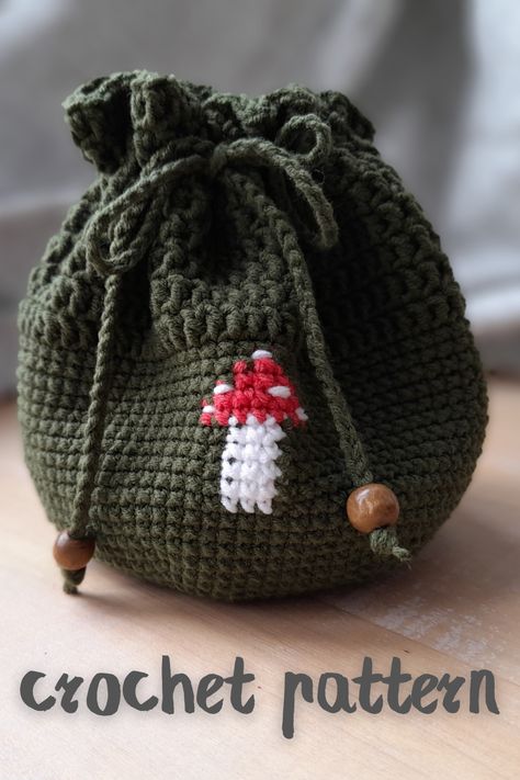 Mushroom Crochet Bag, Crochet Cottagecore, Bag Pattern Crochet, Mushroom Crochet, Crochet Drawstring Bag, Pouch Drawstring, Bag With Pockets, Crochet Mushroom, Bag Pattern Free