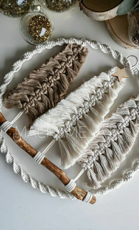 Diy Wall Hanging Ideas, Juleverksted For Barn, Simpul Makrame, Macrame Inspiration, Wall Hanging Ideas, Hanging Ideas, Macrame Knots Pattern, Macrame Wall Hanging Diy, Macrame Wall Hanging Patterns