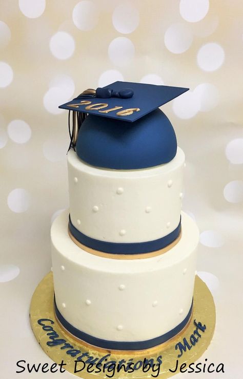 Navy and gold graduation cake Navy Blue And Gold Graduation Cake, Simple Graduation Cakes, Blue And Gold Graduation, Graduation Book, Graduation Party Cake, Gold Graduation Party, Polaroid Guest Book, College Graduation Parties, Navy Blue And Gold