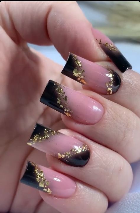 Judy Nails, Ongles Bling Bling, Glitter Gel Nail Designs, Gold Gel Nails, Birthday Nail Designs, Red Nail Art Designs, Makeup Nails Designs, Gel Nail Art Designs, Gel Nails Diy