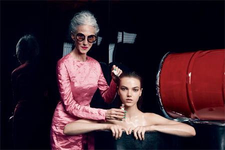 There aren’t many moisturizers out there as indulgent as Linda Rodin’s Olio Lusso Luxury Face Oil. But although her products are richly fragrant and priced for luxury, Rodin herself is refreshingly low-maintenance (Her haircut? “I just make a ponytail... Linda Rodin, Rodin Olio Lusso, Long Silver Hair, Great Lash, Allure Magazine, Rockabilly Pin Up, Beauty Basics, Beauty Industry, Face Oil