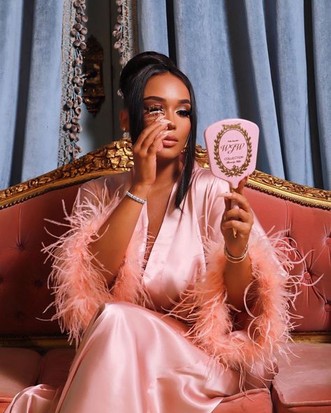 🏆 𝒥𝑜𝓇𝒹𝓎 𝒞. 🏆 on Instagram: “✨💘They say Life isn’t Perfect..that doesn’t mean your Lashes can’t be. 💘✨ Robe: @whatjordywore Lash/Lash Curler: @wjwthesalon” Lashes Photoshoot, Jordy C, Princess Photoshoot, Celebrity Wigs, Celebrity Magazines, Lash Curler, Celebrity Look Alike, Silk Gown, Photo Outfit