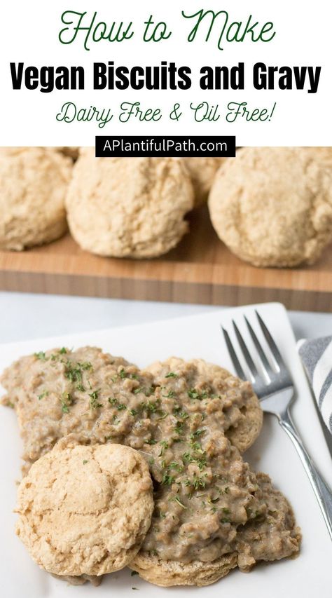 Vegan Biscuits And Gravy, Vegan Brunch Recipes, Vegan Gluten Free Breakfast, Biscuits Gravy, Easy Vegan Lunch, Oil Free Vegan Recipes, Vegan Biscuits, Vegan Breakfasts, Healthy Plant Based Recipes