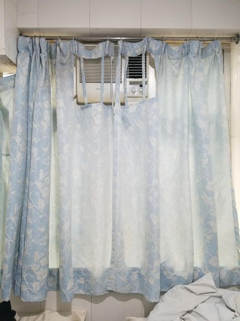 Window Ac Curtain Ideas, Window Air Conditioner Cover, Traditional Bathroom Decor, Window Ac Unit, Air Conditioner Units, Traditional Bathroom Designs, Traditional Bathrooms, Window Siding, Window Air Conditioner