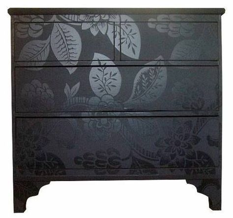 How to Get A Matte and Shiny Finish on Furniture Spray Paint Furniture, Black Dresser, Flat Paint, Stencil Furniture, Wallpaper Furniture, Furniture Rehab, Gloss Paint, Bohol, House Bedroom