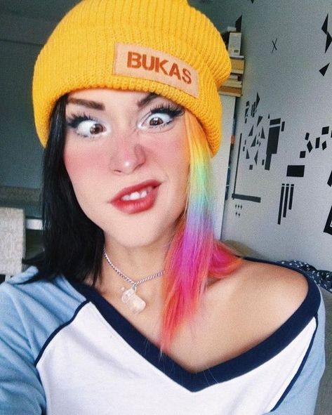 Split Dye, Split Hair, Alternative Hair, Colorful Hair, Hair Blog, Character Inspo, Pixie Bob, Colored Hair, Rainbow Hair