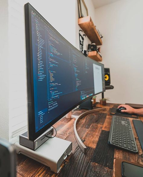 ould you like to code on an ultrawide monitor?🖥️😄 ----- 📷Cre Ultrawide Monitor Setup, Monitor Setup, Gaming Desk Setup, Best Gaming Setup, Computer Gaming Room, Computer Desk Setup, Desktop Setup, Gaming Room Setup, Computer Setup