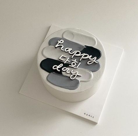 Birthday Cake Design For Men, Cake Designs Simple, Simple Birthday Cake Designs, Cake Design For Men, Birthday Cake Design, Cake For Boyfriend, Cake Wallpaper, Fondant Cake Designs, Korean Cake