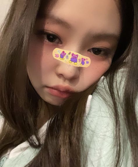 Jennie Band Aid, Pfp Selfie, Like U, March 16, Instagram Filter, Icon Pfp, Divine Feminine, Ulzzang Girl, Filter