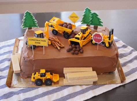 Tonka Truck Cake, Digger Cake, Construction Birthday Cake, Truck Birthday Cakes, Construction Theme Birthday Party, Construction Cake, Construction Theme Party, Truck Cake, Printable Decorations