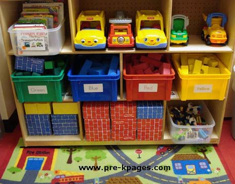 Block Center  I love the addition of books and sorted blocks! http://www.pre-kpages.com/blocks_center/ Cars And Blocks Center, Block Center Preschool, Blocks Center, Preschool Organization, Block Storage, Blocks Preschool, Preschool Rooms, Block Center, Classroom Tour