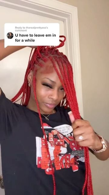 Creative Tiktok, Red Box Braids, Big Box Braids Hairstyles, Feed In Braids Hairstyles, Single Braids, Box Braids Hairstyles For Black Women, Cute Braided Hairstyles, Braids Hairstyles Pictures, Cute Box Braids Hairstyles