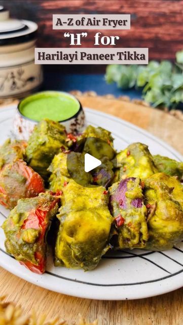 Paneer Snacks, Kasuri Methi, Healthy Vegetarian Snacks, Tomato Cucumber Salad, Paneer Recipe, Ginger Garlic Paste, Pan Frying, Red Chilli Powder, Tomato Chutney