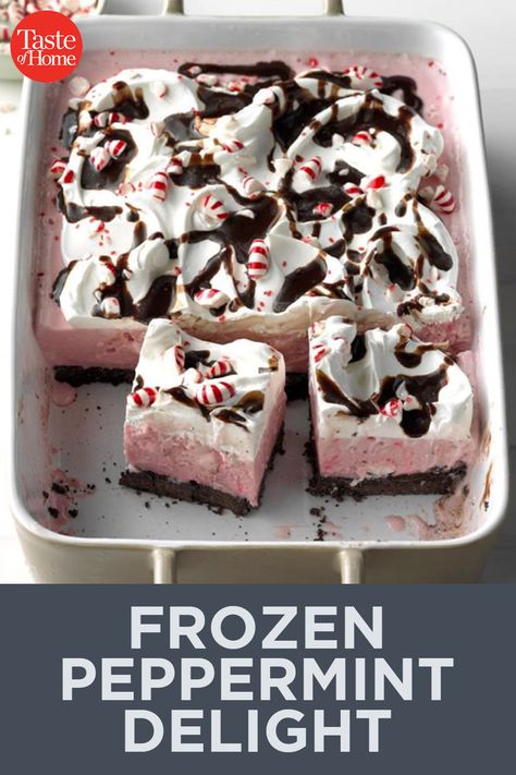 Christmas Ice Box Cake, Frozen Peppermint Delight, Peppermint Ice Cream Dessert, Minty Desserts, Peppermint Desserts, Peppermint Dessert, Peppermint Recipes, Best Christmas Desserts, Delicious Clean Eating