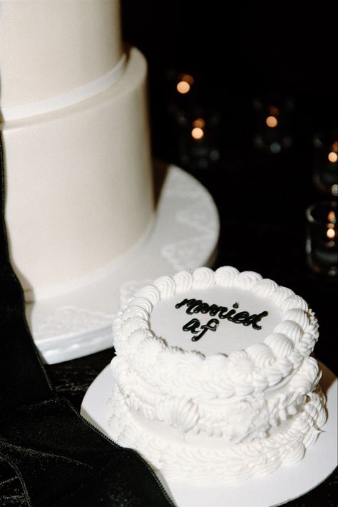 Married Af Wedding Cake, Married Af Cake, Wedding Cake Styles, Cake Styles, Bridal Wedges, Married Af, Vintage Wedding Cake, Wedding Cakes Vintage, Cake Wedding