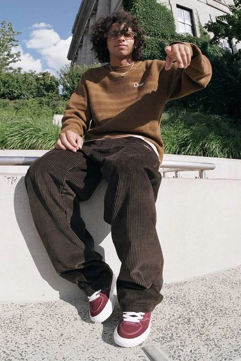 Grandpa Outfit, Baggy Pants Outfit, Guy Fits, Pants Outfit Men, Black Men Street Fashion, Earthy Outfits, Autumn Fits, Street Fashion Men Streetwear, Guys Clothing Styles