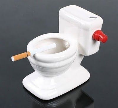 Kick & Click --- NOVELTY GIFTS & Creative Furnishings EXPRESS: Novelty Gift for Cigarette Lovers - Funny Toilet Ashtray Funny Ashtray, Ash Ash, Coil Pottery, Clay Crafts Air Dry, Vintage Ashtray, Ash Tray, Ceramics Pottery Art, Flush Toilet, Clay Art Projects