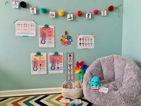 Calming Corner Ideas, Ikea Lack Shelves, Calm Room, Emotions Posters, Kids Play Spaces, Scary Kids, Calming Corner, Emotions Cards, Corner Ideas