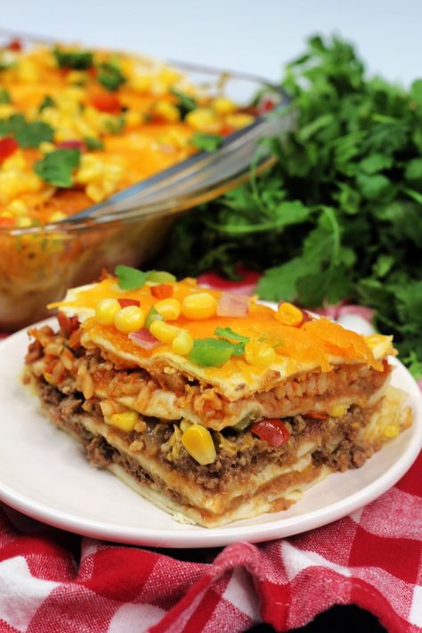 Layered Mexican Tortilla Casserole Corn Tortilla Casserole, Layered Taco Bake, Tortilla Casserole Recipes, Mexican Tortilla Casserole, Mexican Breakfast Casserole, Panini Recipes Chicken, Tortilla Casserole, Mexican Casserole Recipe, Recipes With Flour Tortillas