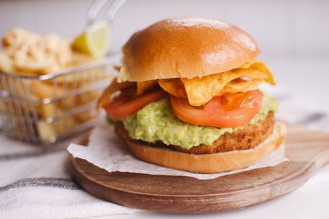 Want an extra crunchy twist on the humble chicken schnitzel burger? We recommend adding some corn chips and guacamole to the mix. Burgers Healthy, Chips And Guacamole, Corn Chip, Toddler Lunch Box, Crunchy Chicken, Chicken Burgers Recipe, Lamb Burgers, Chicken Schnitzel, Toddler Lunches