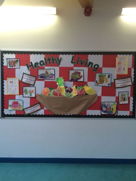 Healthy Food Display, Healthy Eating Display, Nutrition Bulletin Boards, Snack Area, Healthy Food Activities, Healthy College, School Display, Healthy School Snacks, Eyfs Activities