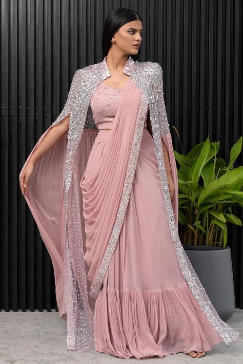 New Model Gown, Bridemates Dress Indian, Saree With Shrug, Trendy Sarees For Wedding, Creative Dresses, Curtains Holder, Wedding Ootd, Desi Clothing, Stylish Saree